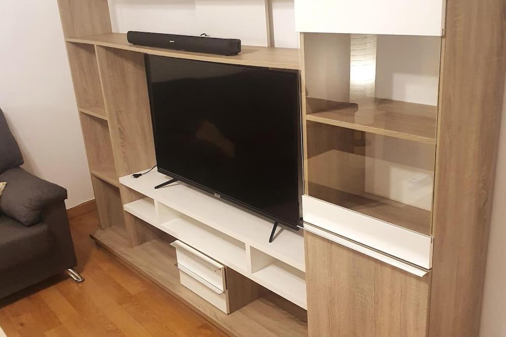 2F, Aire Acondic, 80M2, 2 Dormitorios, 4 Huespedes, Wifi Gratis La Línea de la Concepción Екстериор снимка