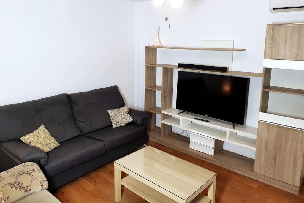 2F, Aire Acondic, 80M2, 2 Dormitorios, 4 Huespedes, Wifi Gratis La Línea de la Concepción Екстериор снимка
