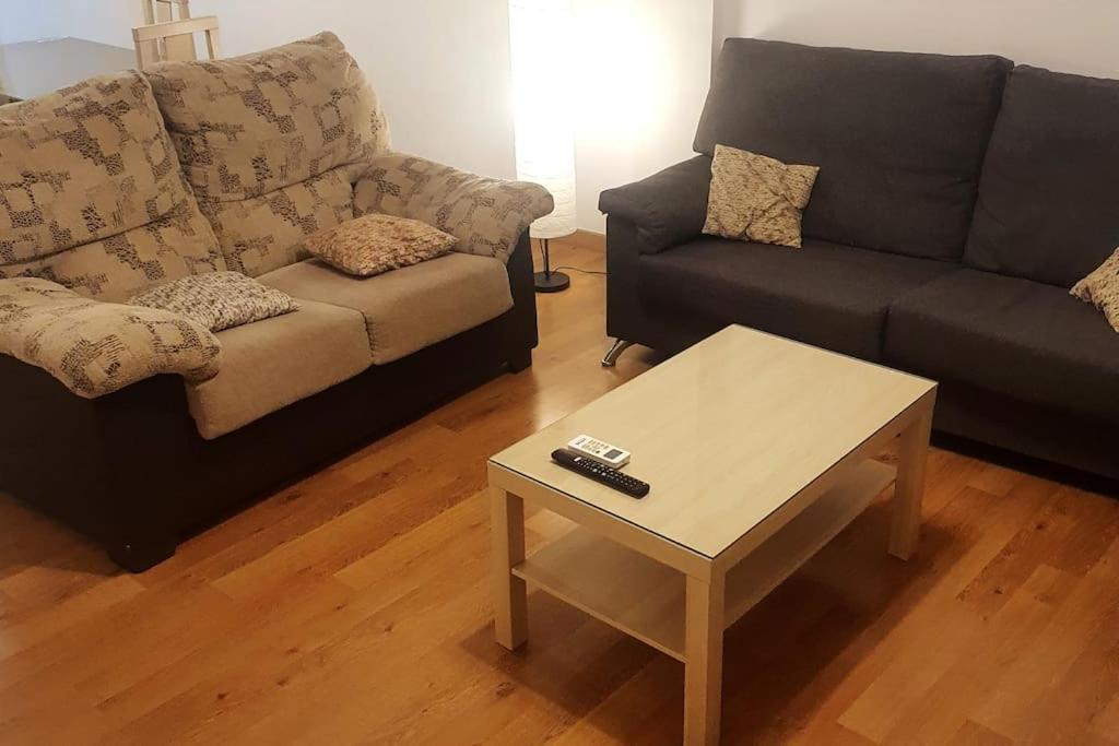 2F, Aire Acondic, 80M2, 2 Dormitorios, 4 Huespedes, Wifi Gratis La Línea de la Concepción Екстериор снимка
